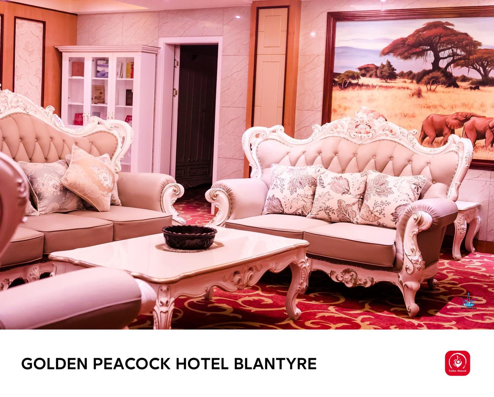 Golden Peacock Hotel 블랜타이어 외부 사진